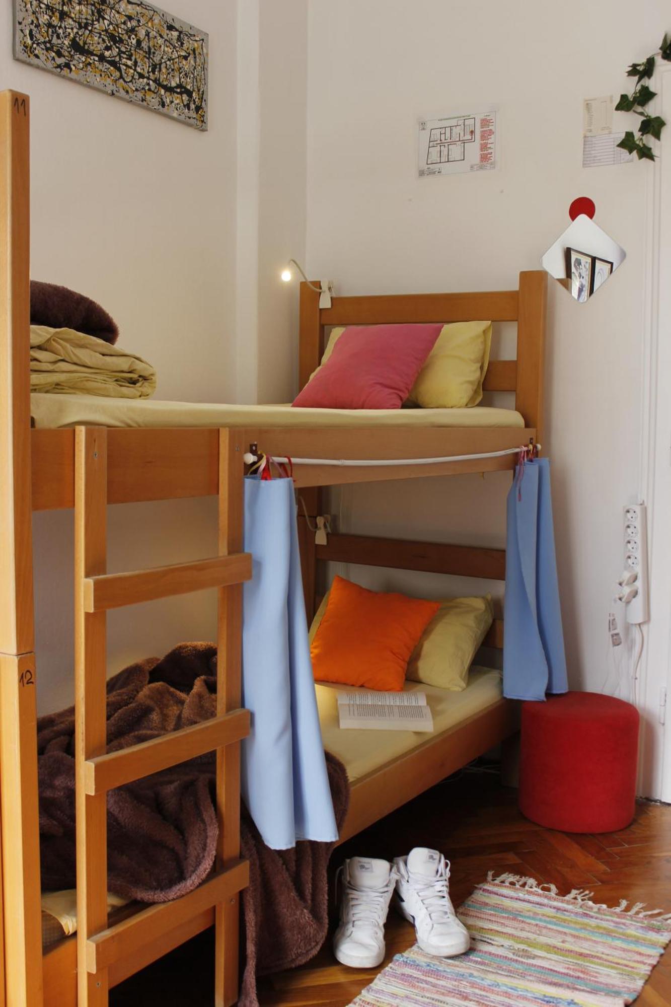 Hostel El Diablo Beograd Ngoại thất bức ảnh