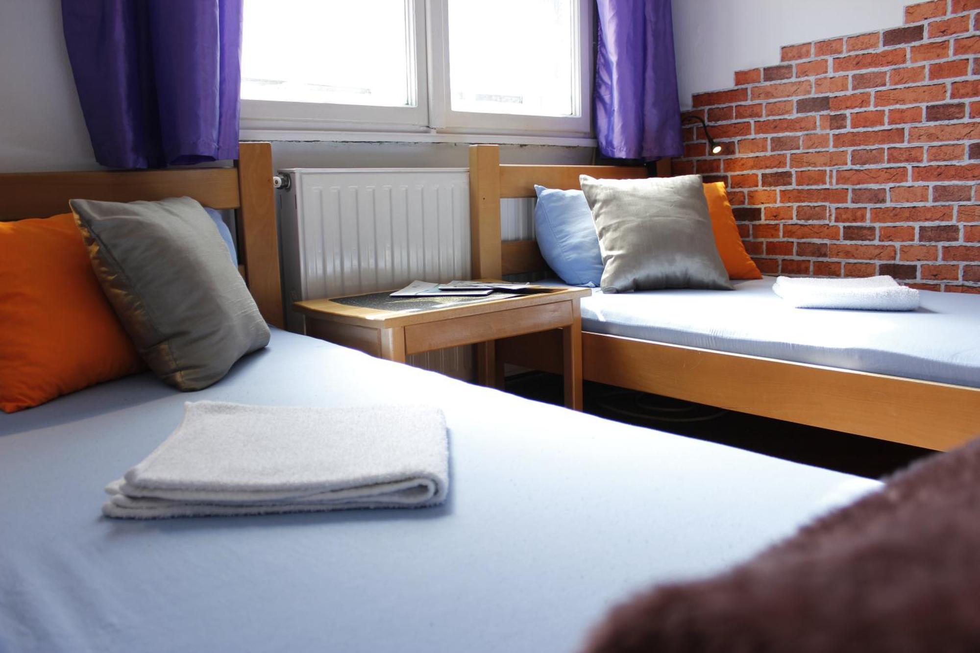 Hostel El Diablo Beograd Ngoại thất bức ảnh