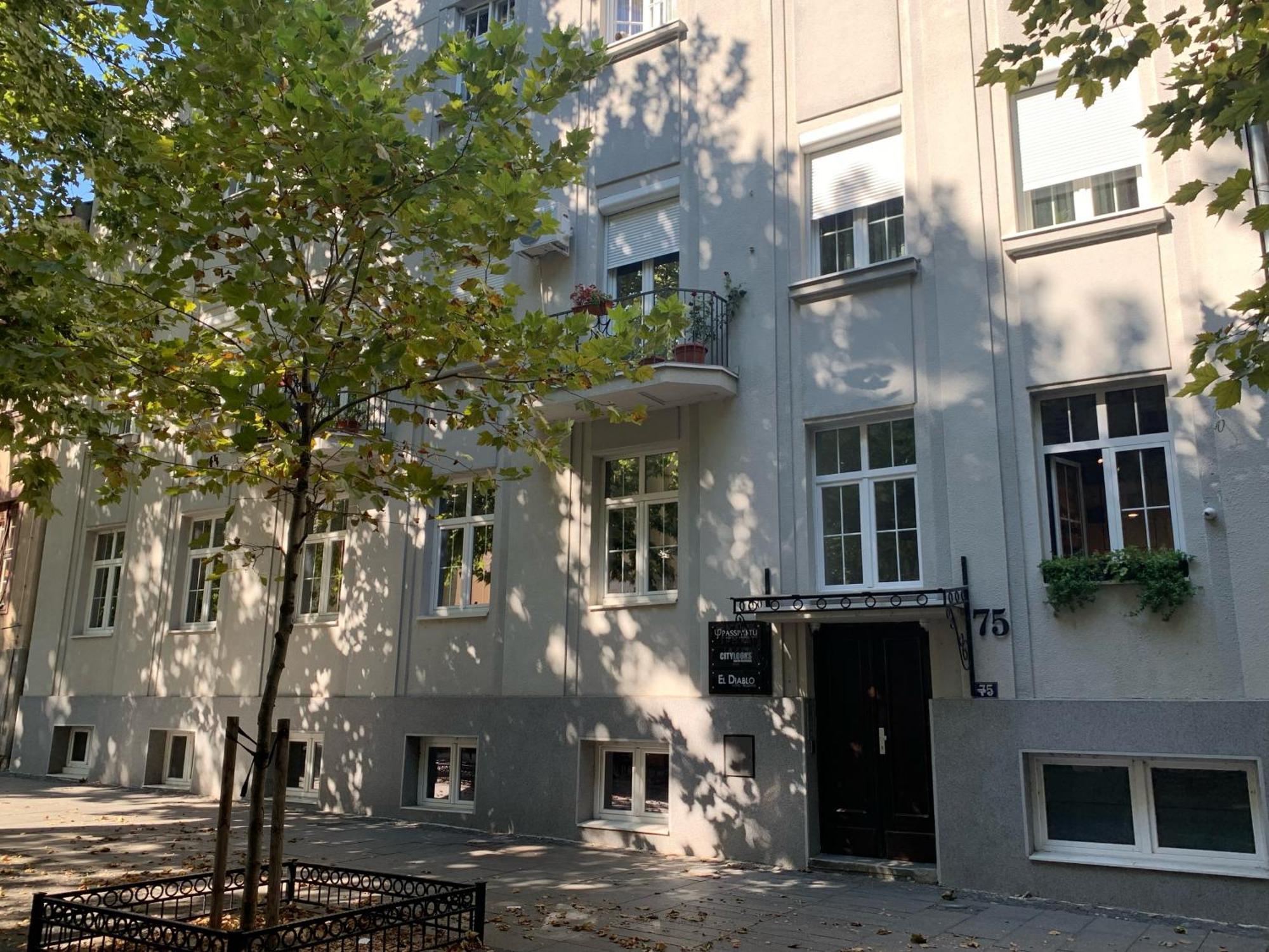 Hostel El Diablo Beograd Ngoại thất bức ảnh