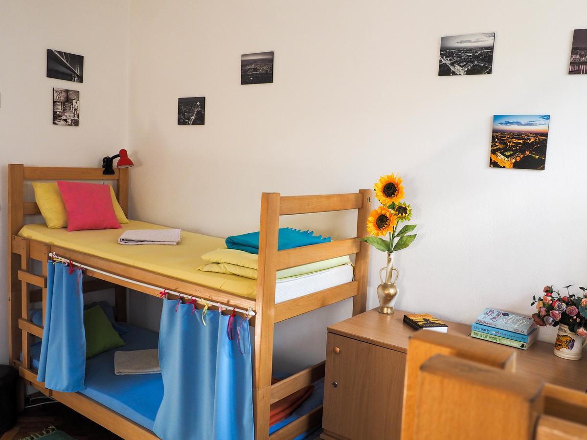 Hostel El Diablo Beograd Ngoại thất bức ảnh