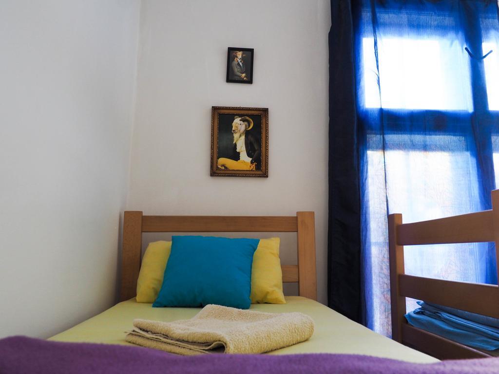 Hostel El Diablo Beograd Ngoại thất bức ảnh